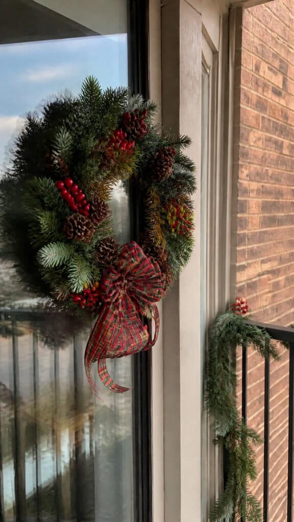 Weather-Resistant Wreaths and Garlands