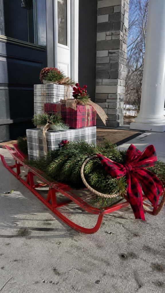 Incorporating Traditional Christmas Accents